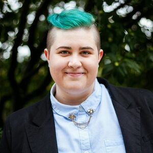 Meet your Posher, Ari